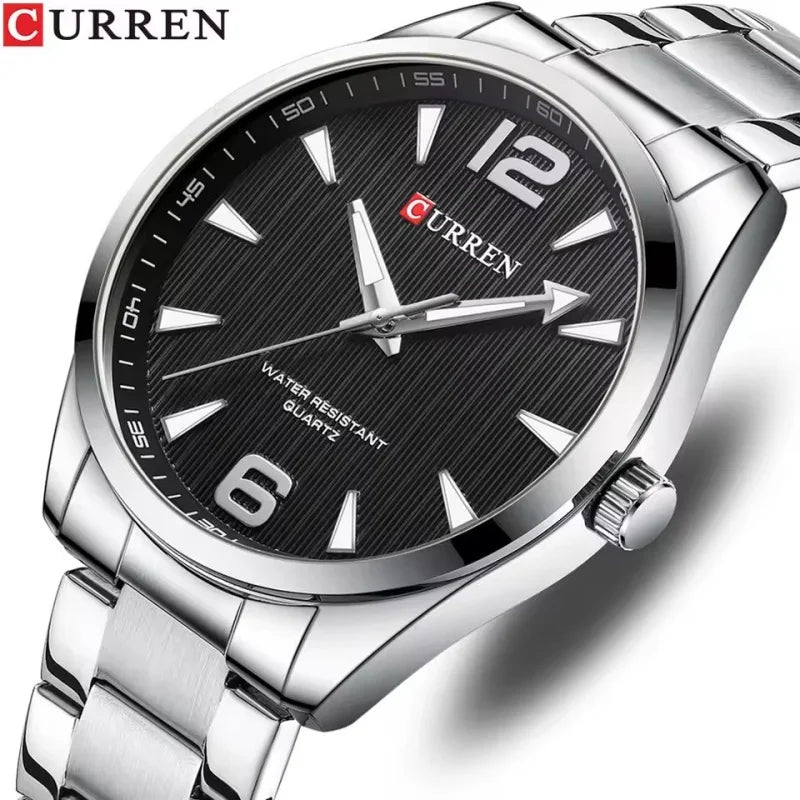 Reloj de hombre en acero con luz nocturna, estilo elegante