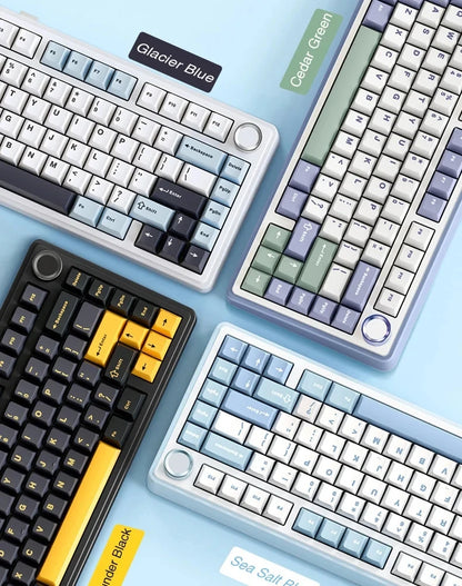 Teclado mecánico gamer inalámbrico RGB, formato compacto y tres modos de conexión